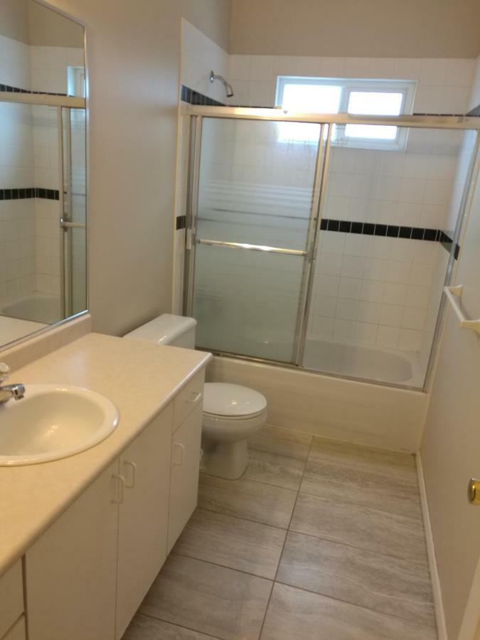 Decent Location Home 素里 外观 照片