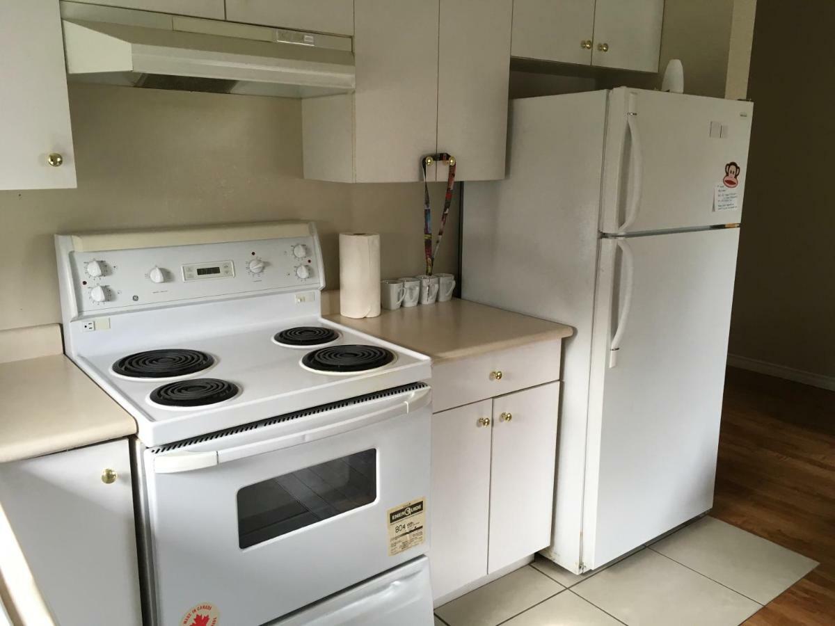 Decent Location Home 素里 外观 照片